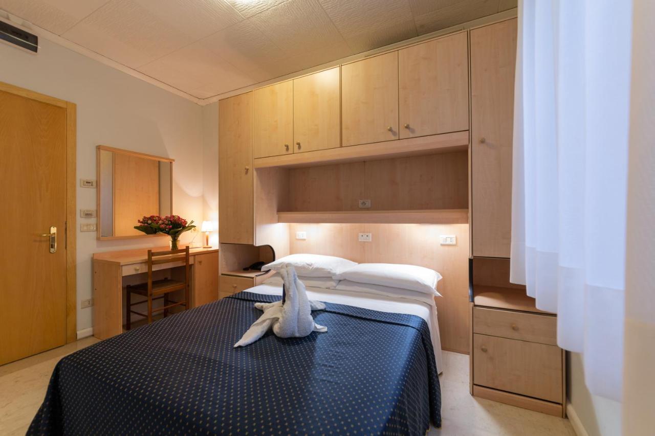 Mimosa Hotel
